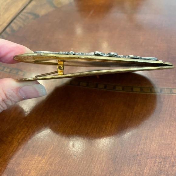 Antique Brass Paper Mail Desk Clip, Scroll, Victorian, Floral, Engraved, Ornate - Picture 3 of 5